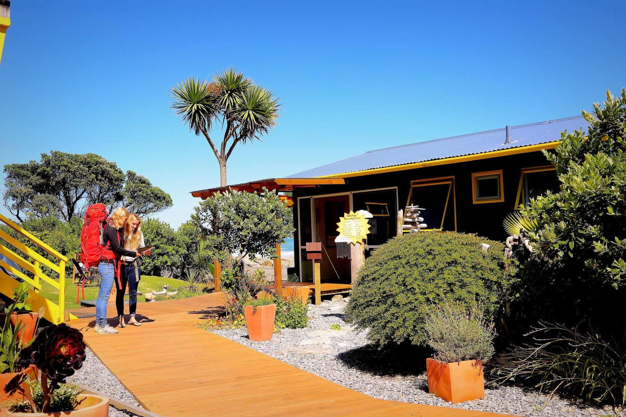 Punakaiki Beach Hostel Ngoại thất bức ảnh
